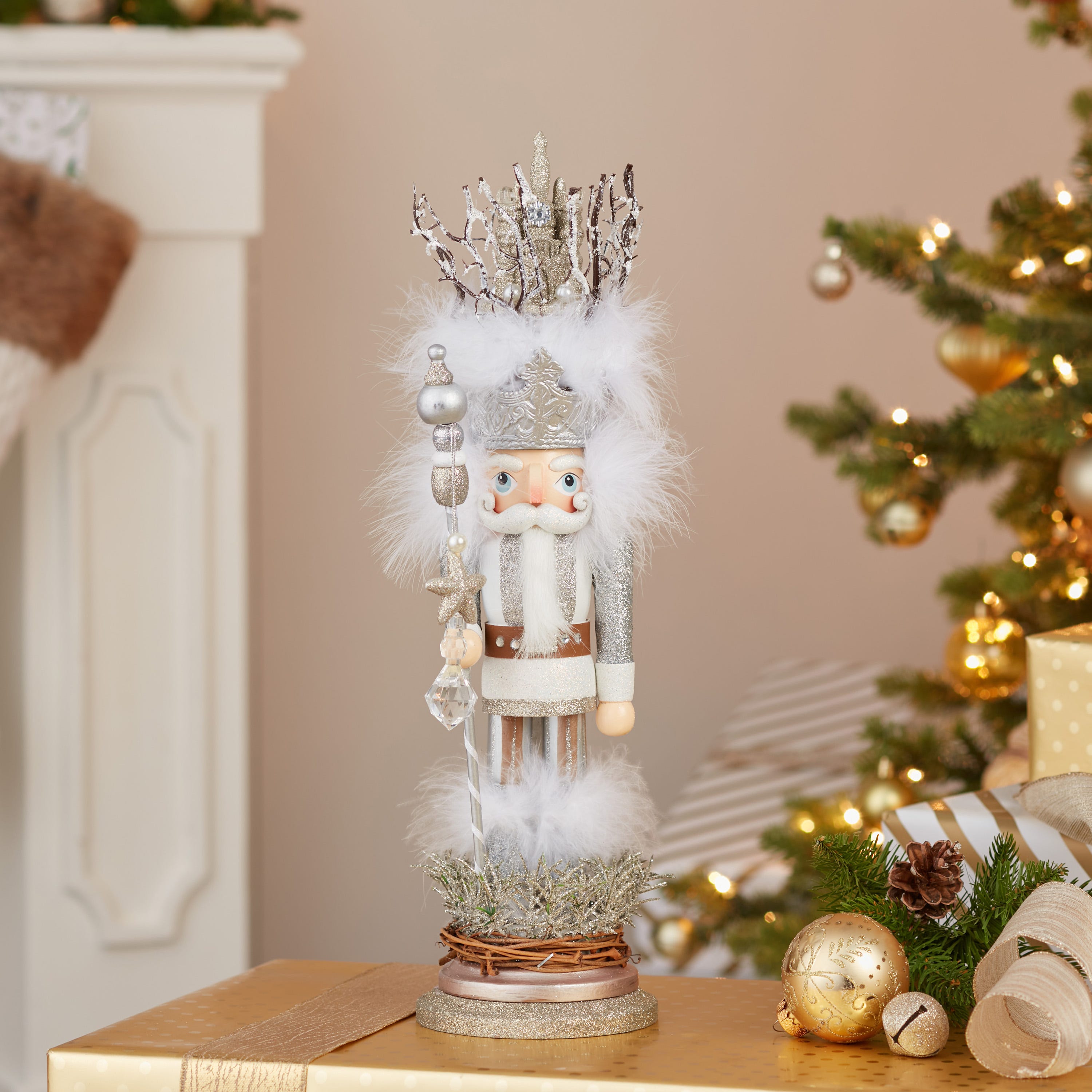 Kurt Adler 17.5-Inch Hollywood Castle King Nutcracker